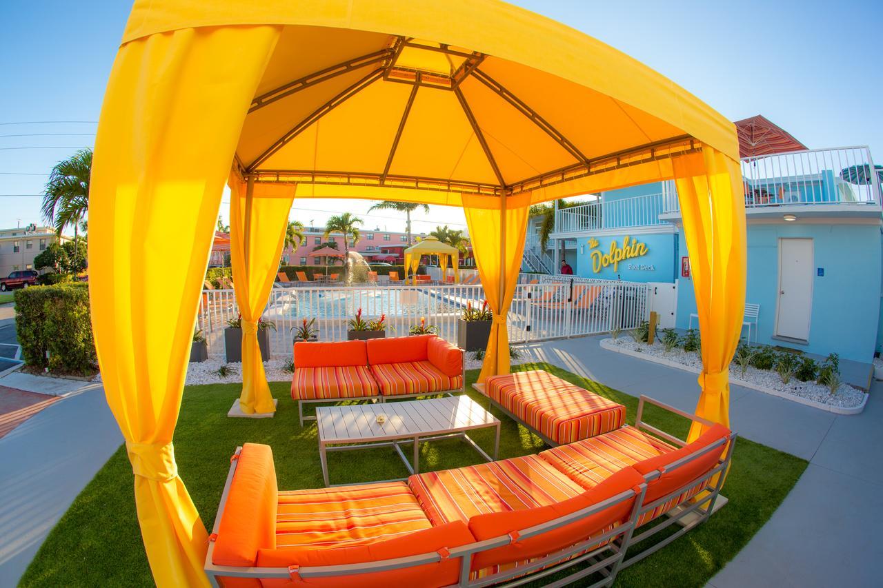 St. Pete Beach Suites Exteriör bild