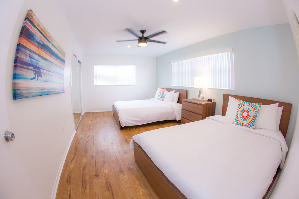St. Pete Beach Suites Exteriör bild