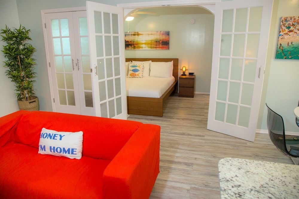 St. Pete Beach Suites Exteriör bild